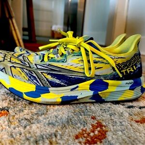 ASICS Tri Noosa 15